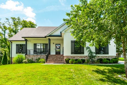 792 Greenfield Ln, Castalian Springs, TN, 37031-4741 | Card Image