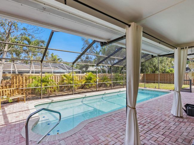 7460 Dickens Dr, House other with 3 bedrooms, 2 bathrooms and null parking in SARASOTA FL | Image 32
