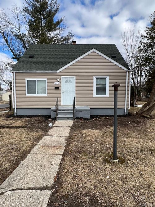 8316 Piedmont St, Detroit, MI, 48228-3072 | Card Image