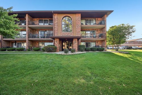 2a-11003 Stony Creek Dr, Palos Hills, IL, 60465-4205 | Card Image
