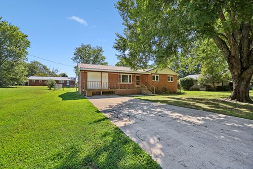 112 Smith St, Huntland, TN, 37345-3155 | Card Image