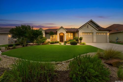 429 English Oaks Cir, Boerne, TX, 78006-1748 | Card Image