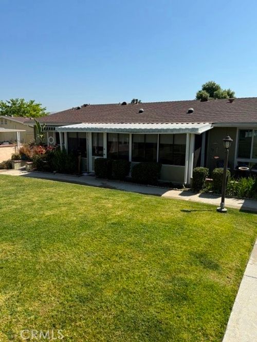 19203 Avenue Of The Oaks, Newhall, CA, 91321 | Card Image