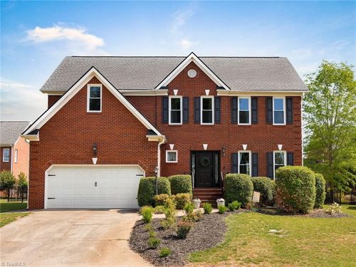 3007 Deercroft Ln, Clemmons, NC, 27012-9626 | Card Image