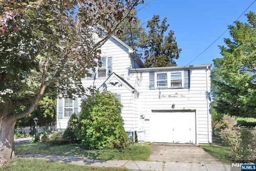 109 Center St, New Milford, NJ, 07646-2603 | Card Image