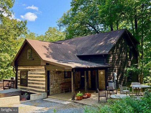 374 Boyers Mill Ln, MIDDLETOWN, VA, 22645-2158 | Card Image