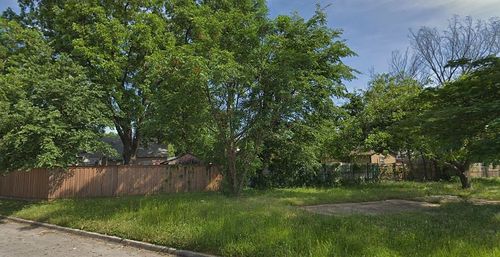 3630 Reed Ln, Dallas, TX, 75210-2727 | Card Image
