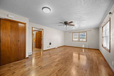 215 E Jackson Street, Home with 2 bedrooms, 1 bathrooms and null parking in Panora IA | Image 3