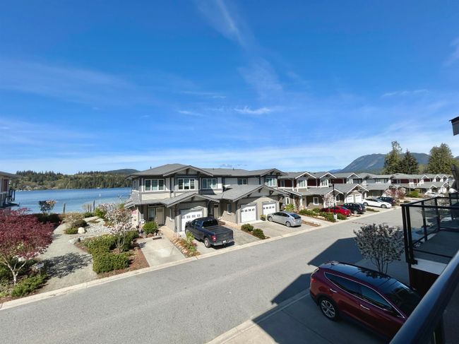 5954 Beachgate Lane, Townhouse with 3 bedrooms, 2 bathrooms and 4 parking in Sechelt BC | Image 26