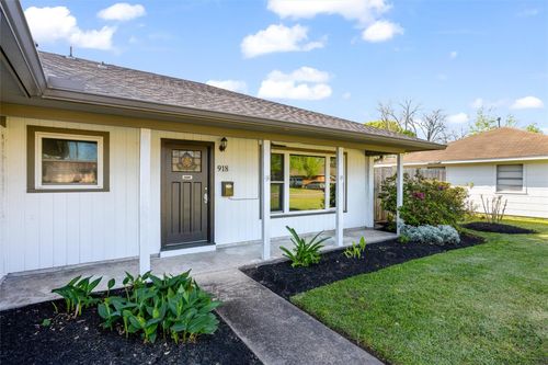 918 Martha St, Deer Park, TX, 77536-3310 | Card Image