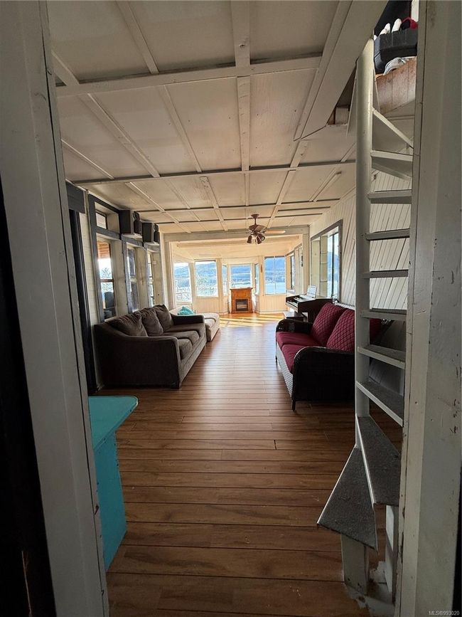 53 Cottonwood Rd, House other with 3 bedrooms, 1 bathrooms and 3 parking in Alert Bay BC | Image 19