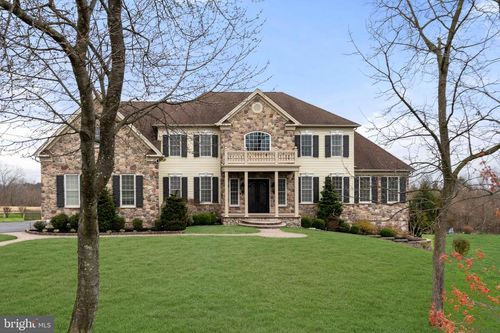 1036 Azlen Ln, Chalfont, PA, 18914-1069 | Card Image