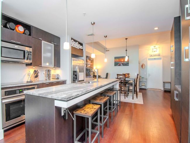 UNIT-2420 - 912 Channelside Dr, Condo with 2 bedrooms, 2 bathrooms and null parking in TAMPA FL | Image 10