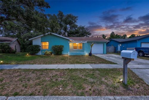 504 7th St Se, Largo, FL, 33771-2178 | Card Image