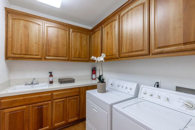 654 Chaparral Cir, House other with 4 bedrooms, 4 bathrooms and 8 parking in Napa CA | Image 62