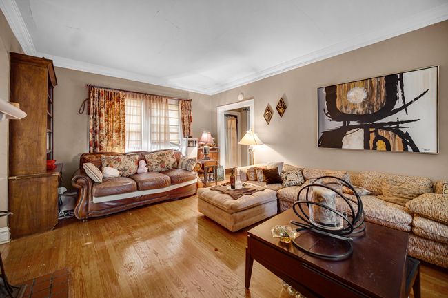 HARDWOOD FLOORING | Image 10