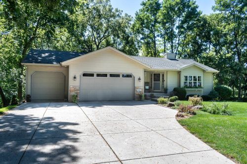 2001 Timber Lake Rd, Fitchburg, WI, 53575-2268 | Card Image