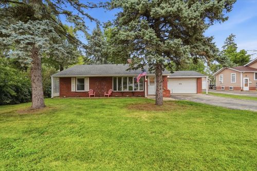 176 Lakeshore Dr, Crystal Lake, IL, 60014-5206 | Card Image