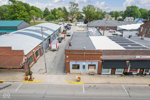 15 N Main St, Cloverdale, IN, 46120-8538 | Card Image