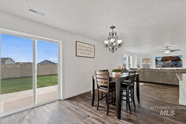 3074 N Greengate Way, House other with 5 bedrooms, 4 bathrooms and 2 parking in Star ID | Image 10
