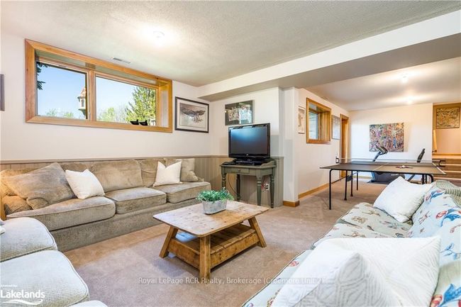 8254 21/22 Nottawasaga Sideroad, House other with 5 bedrooms, 6 bathrooms and 6 parking in Duntroon ON | Image 22