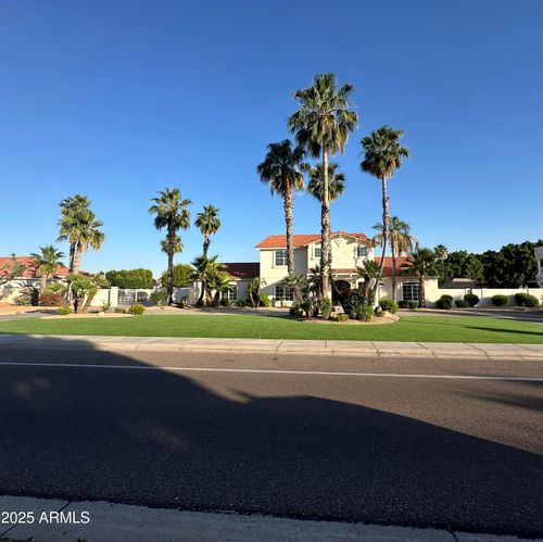 6337 W Deer Valley Rd, Glendale, AZ, 85308-6405 | Card Image