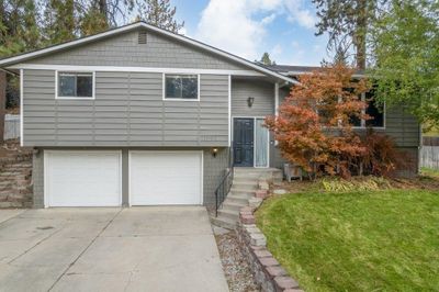 11603 E Sunview Cir, Home with 4 bedrooms, 3 bathrooms and null parking in Spokane Valley WA | Image 1