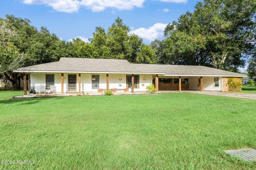 120 Roxanne Dr, Youngsville, LA, 70592-6200 | Card Image