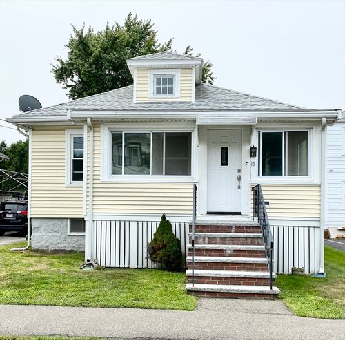15 Stevens St, Quincy, MA, 02169-4925 | Card Image