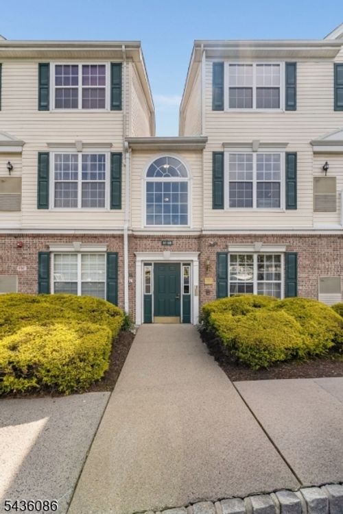 62 Limerick Ln, Phillipsburg, NJ, 08865-5723 | Card Image