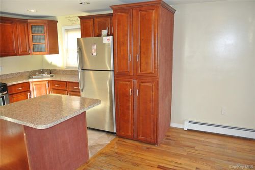 241-07 147th Ave, Rosedale, NY, 11422-2455 | Card Image