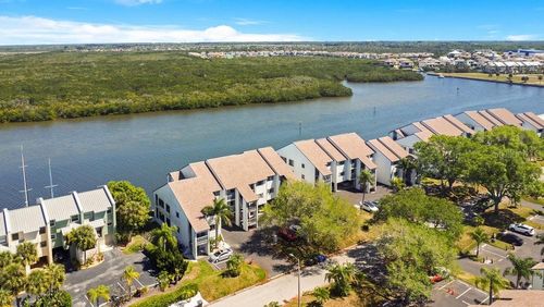 43-821 Bahia Del Sol Dr, RUSKIN, FL, 33570-3014 | Card Image