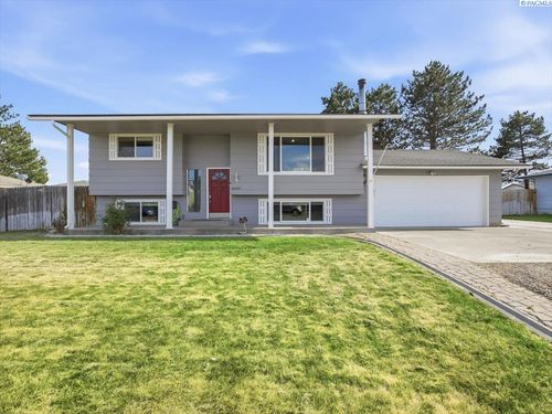 6025 W Okanogan Loop, Kennewick, WA, 99336-7625 | Card Image