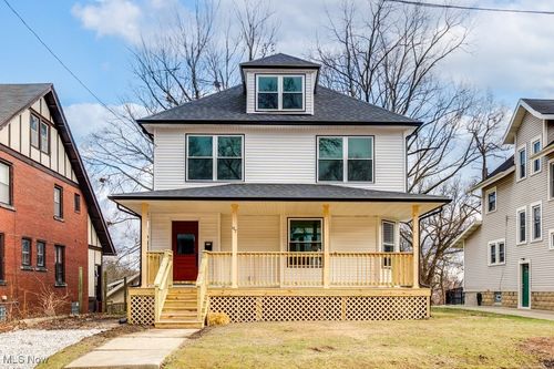 97 Mount View Ave, Akron, OH, 44303-1817 | Card Image