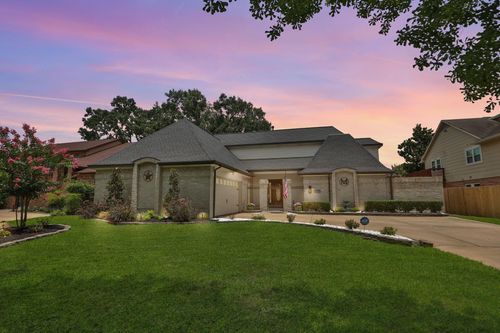7310 Blenheim Palace Ln, Houston, TX, 77095-3551 | Card Image