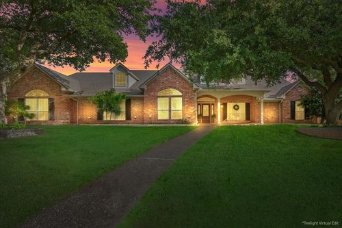 1021 Clover Rdg, McGregor, TX, 76657-3462 | Card Image