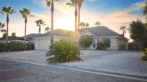 15842 Grenadine Dr, Corpus Christi, TX, 78418-6478 | Card Image