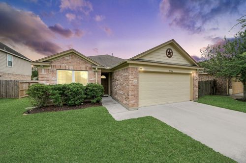 2106 Indian Clearing Trl, Rosenberg, TX, 77471-9277 | Card Image