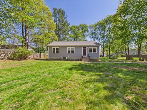 72 Waites Corner Road, South Kingstown, RI, 02892 | Card Image