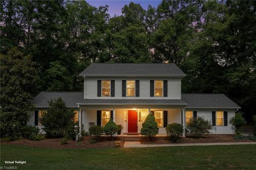 220 Saint Andrews Dr, Stoneville, NC, 27048-8556 | Card Image