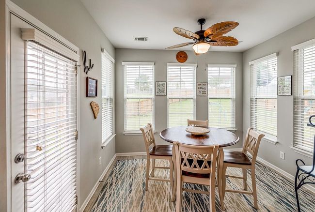 208 Castleton Cir, House other with 3 bedrooms, 3 bathrooms and null parking in Boiling Springs SC | Image 8