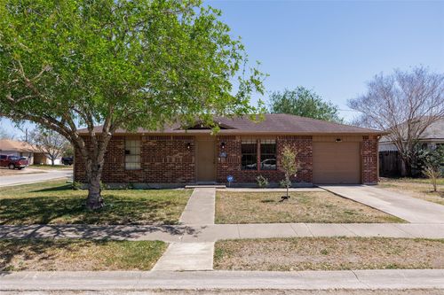 308 Hickory Ct, Bishop, TX, 78343-2256 | Card Image