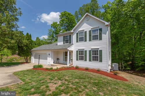 4796 Pearson Dr, WOODBRIDGE, VA, 22193-5413 | Card Image