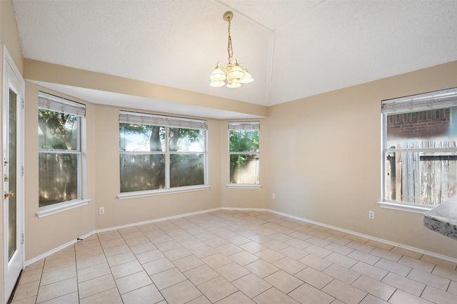 1008 Chippewa, House other with 4 bedrooms, 2 bathrooms and 4 parking in Round Rock TX | Image 9