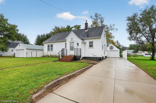 326 Wema Ave, Evansdale, IA, 50707-1138 | Card Image