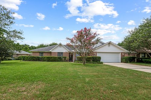 8573 Westview Ln, Pensacola, FL, 32514-5921 | Card Image