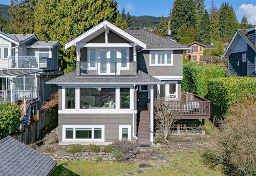 1460 Nelson Ave, West Vancouver, BC, V7T2G8 | Card Image