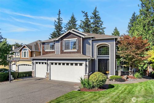 21939 Ne 11th St, Sammamish, WA, 98074-6800 | Card Image