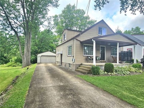 2231 N Glenwood Avenue, Niles, OH, 44446 | Card Image