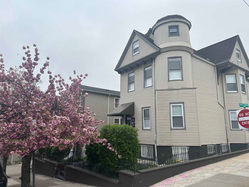 1b-437 Bramhall Ave, JC, Bergen-Lafayett, NJ, 07304 | Card Image